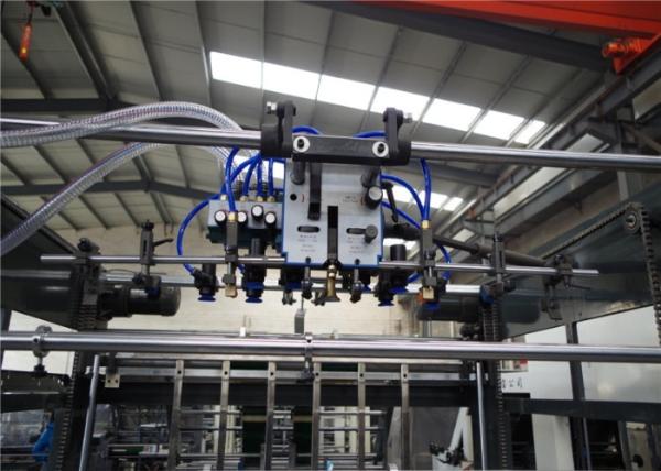 Full Auto Flute Laminating Machine Sheet To Sheet 6.8T Weight One year Warranty