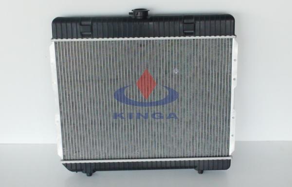 Car Radiator Of W123 / W126 280S 1976 1985 MT Of BENZ OEM 123 501 3401 / 3601