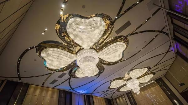 Interior Decoration Four Leaf Clover Shape Mall Hotel Stage Luxury Lobby Crystal Led Chandelier Ceiling Light