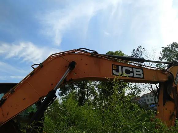 JCB JS220LC Second Hand Excavator Diesel Engine Euro II 129kw