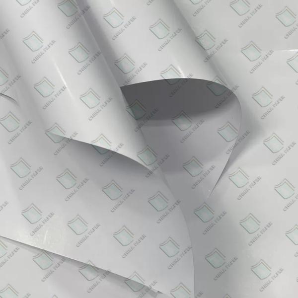 Papel revestido claro e brilhante / papel de arte C1S