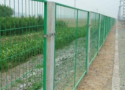 School / Highway Welded Wire Mesh Fence Panels With Vandal Resistant