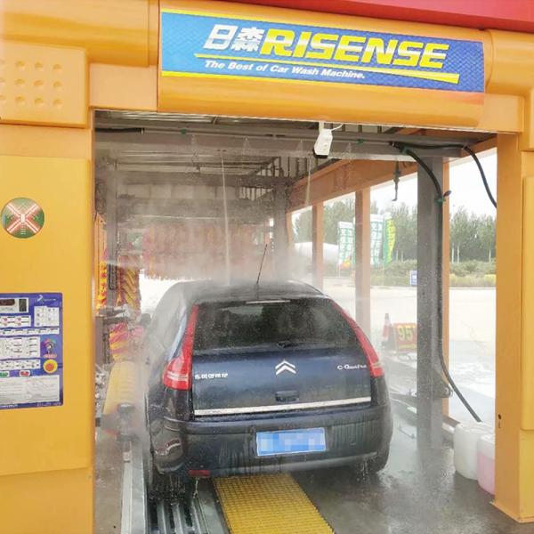 Полностью автоматическая машина для стирки автомобилей ExpressTunnel с 9 щетками конвейерной лентой для рынка Северной и Южной Америки