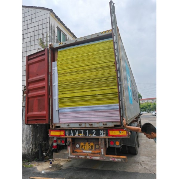 Awning Canopy Roofing PC Hollow Sheet Twin wall Polycarbonate Hollow Sheet Ideal for Weather Resistant Building Solutions