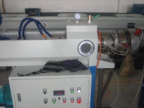 Single Screw Plastic Extrusion Line For PE Carbon Spiral Reinforcing Pipe Production