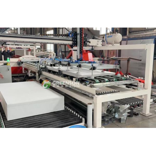PLC Controlled High Capacity Gypsum Board Sawing Line With Dust Free Operation