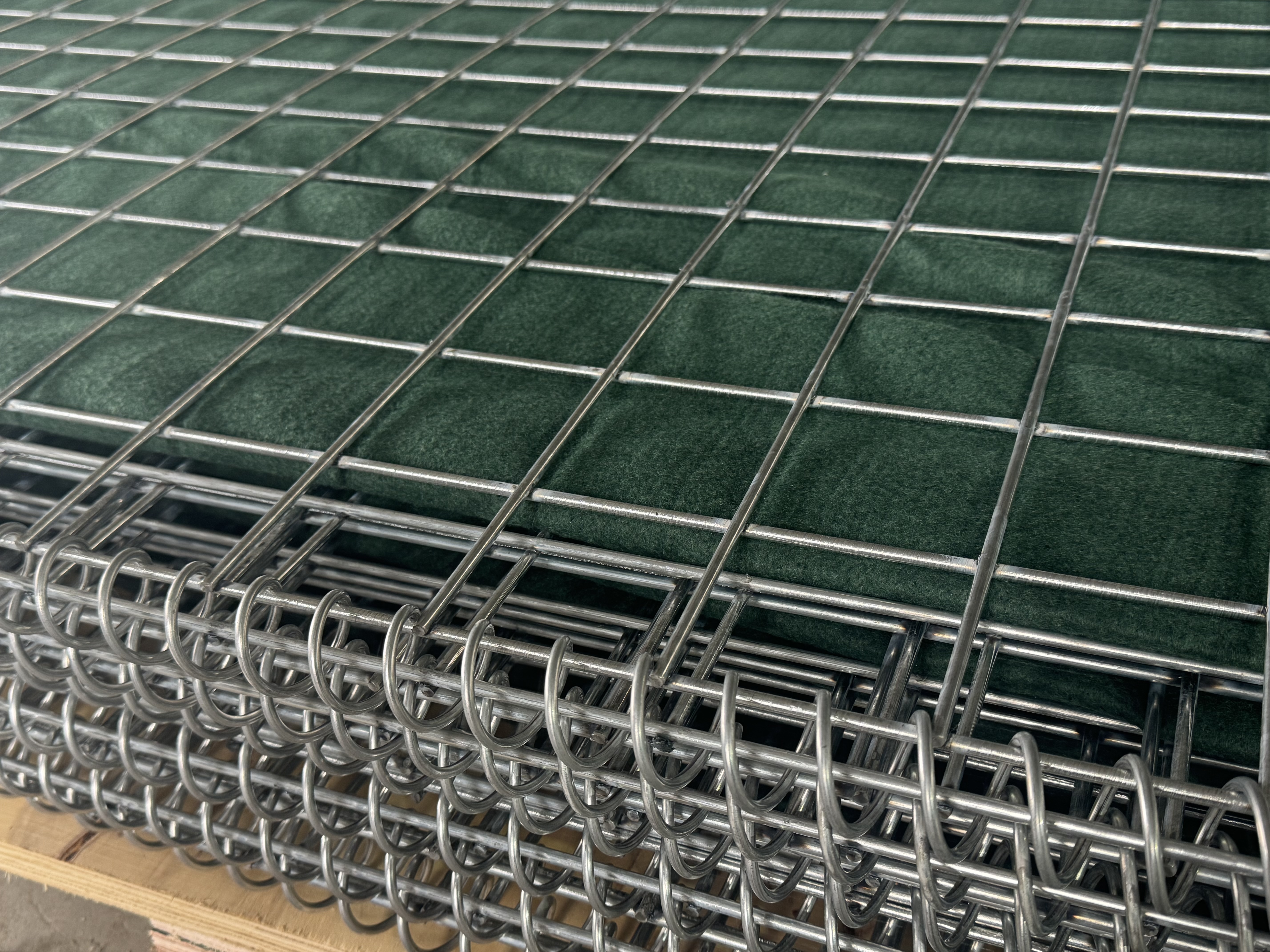 Galvanized Iron Wire Welded Mesh Gabion Defensive Barrier With Square Holes 4mm Wire Gauge Earth-Filled Perimeter Security