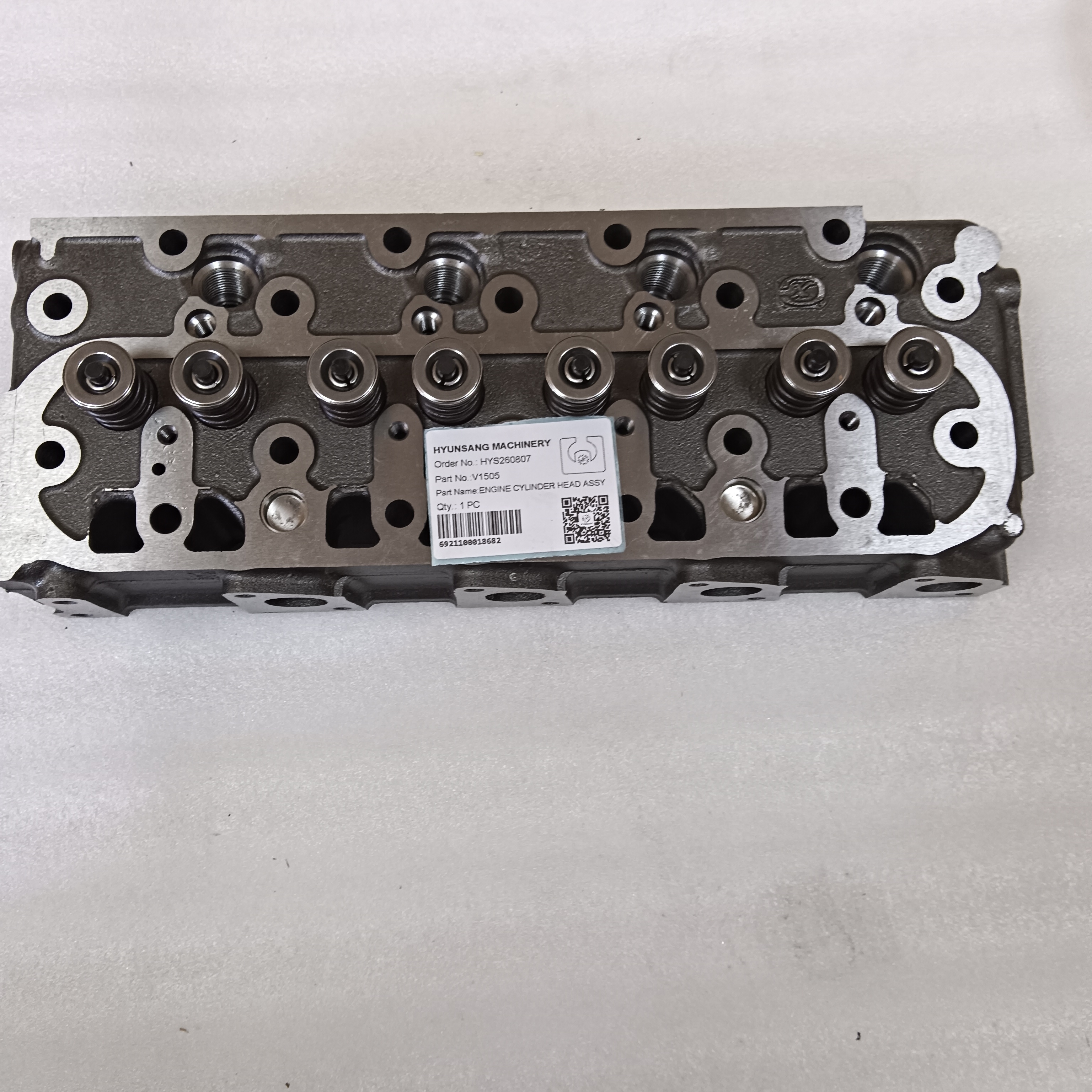 Engine Spare Parts V1505 Cylinder Head for KUBOTA Engine