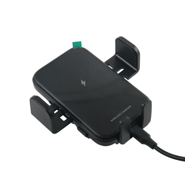 磁気吸着式急速充電器付きワイヤレス急速充電カーマウント