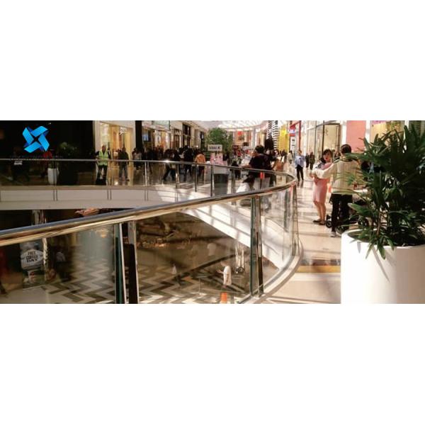 Glass railing guardrail for business center Решения для ограждения стеклянных ограждений