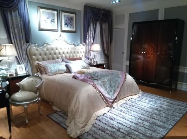 Luxury Classic Bedroom Furniture Queen size Bed Flower Craft Wood and Leather Headboard in Sliver White painting