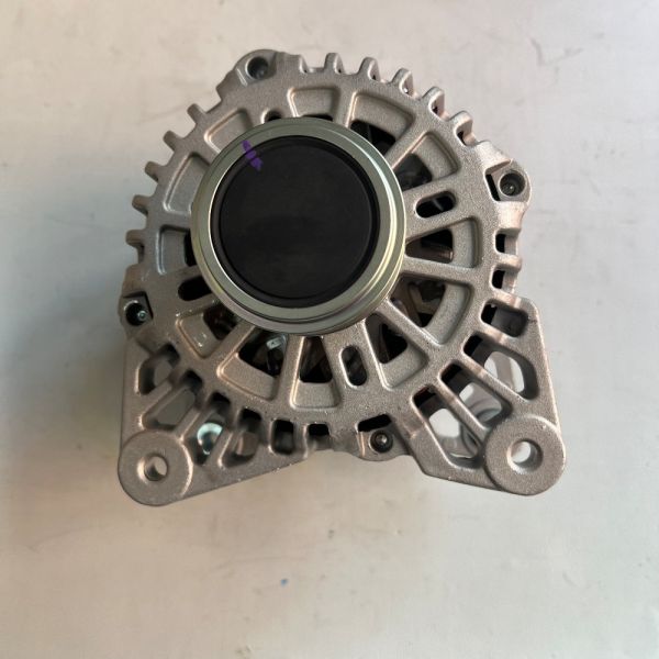 Yutong SAIC Engine Bus Alternator Brushless Permanent Magnet Anodized Electrophoretic Bus Spares 3701-02670