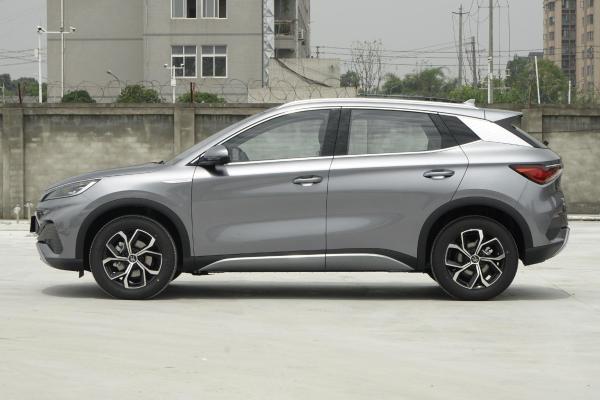 5 alta velocidade SUV BYD Yuan Plus do carro elétrico 510km da movimentação da roda dos assentos 4 da porta 5