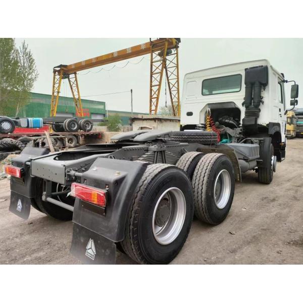 Sinotruck HOWO Тракторный грузовик 6*4 на белых 10 колесах для перевозки грузов