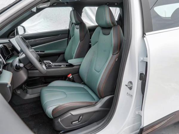 Boyue 2024 1.5TD Longteng Edition 7 vitesses 5 portes 5 places SUV 1.5T 181 HP L4 édition