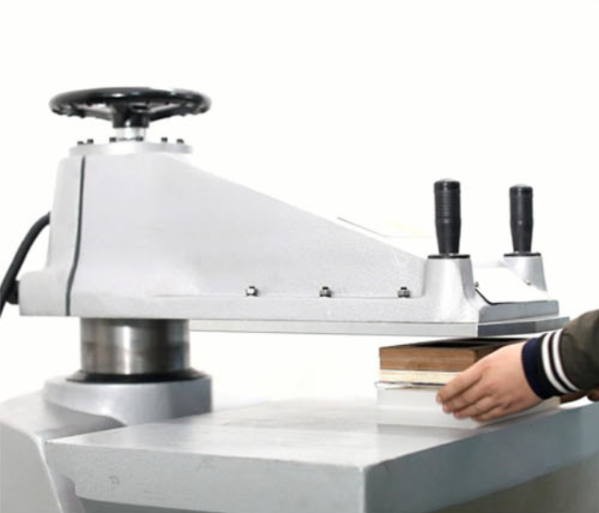 автомат для резки не сплетенной ткани воздушного фильтра 2.25kw ECO