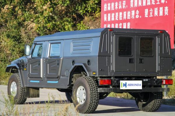 Off Road Four Wheel Drive Dongfeng M-Terrain M50 917 Strong Power Diesel Vehicle