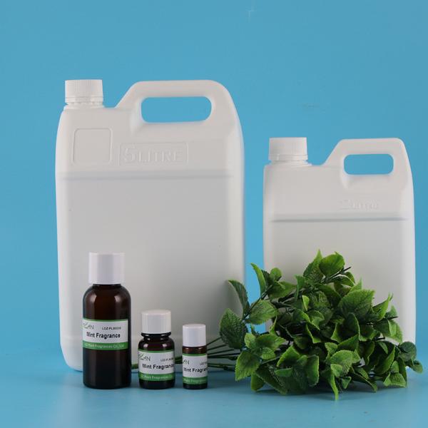 L'huile essentielle de menthe pure pour la fabrication de dentifrices