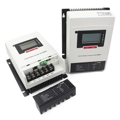 60A 12Vdc Max.Alternator DC DC Charger 50A MPPT Solar Charger 700W PV Input Power
