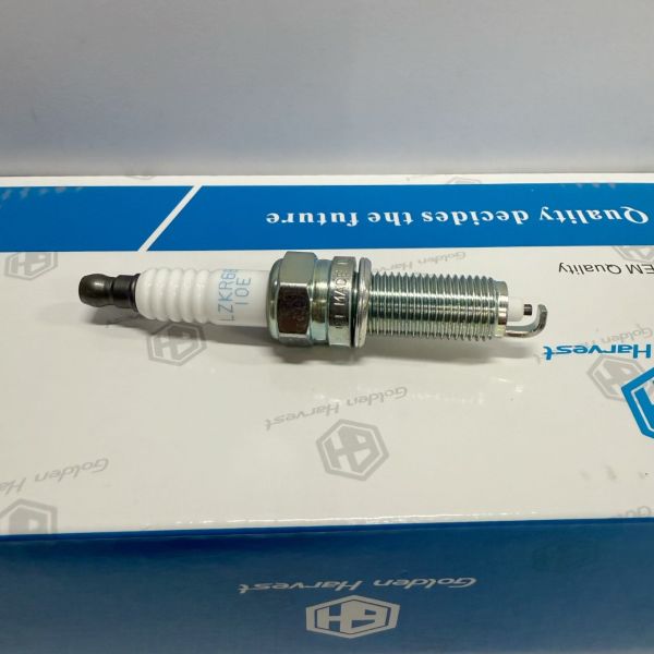 LZKR6B-10E Standard Spark Plugs OEM Replacement For Hyundai Kia Honda Car