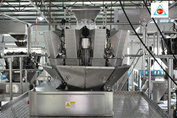 Fully Automatic Filling weighing Garden Pea Frozen Peas Fresh Vegetables Fresh Salad Packaging Machine