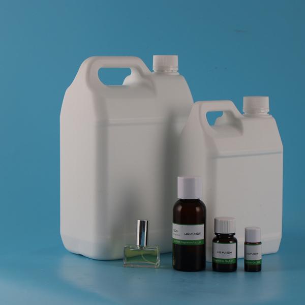 L'huile d'essence du thé de Darjeeling concentrée et l'huile de parfum pour voiture pour rafraîchir l'air