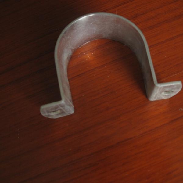 grampos da tubulação