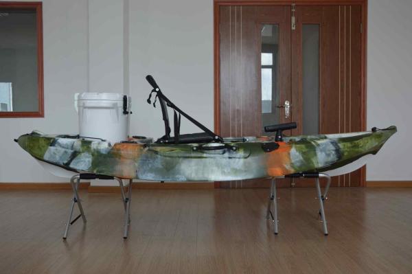 OEM Single Tandem Fishing Kayak 5mm Hull Thick For Relaxing Outdoor Fishing