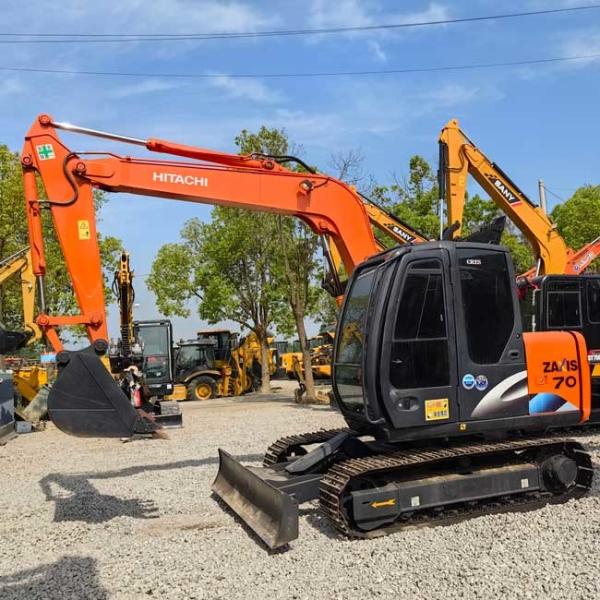 Original 0.33m3 Bucket Capacity Compact Used Excavator HItachi ZX70 Crawl Excavator 0.67tons