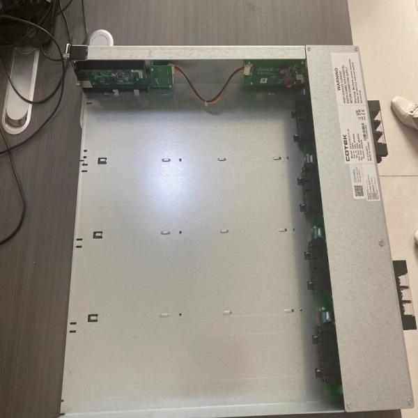 Cotek Sub Rack pour une utilisation avec SR-1600 PLUS Inverter SR-2U2 Rack Plus Power Shelf