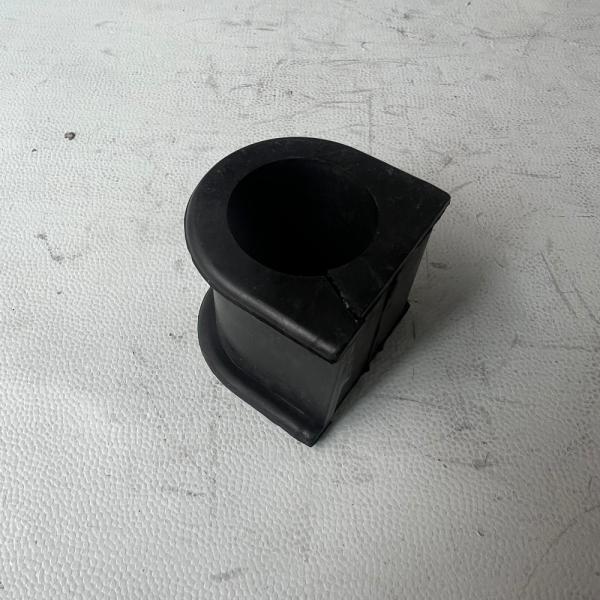 Yutong Bus Stabilizer Bar Bushing 2906-00810, 800N・m Load Capacity