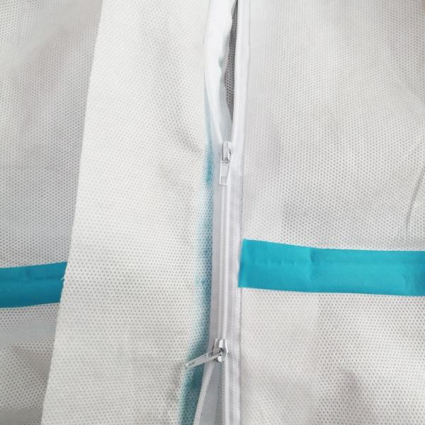 Disposable Pp Non Woven Working Safety Coverall / Disposable Isolation Gowns