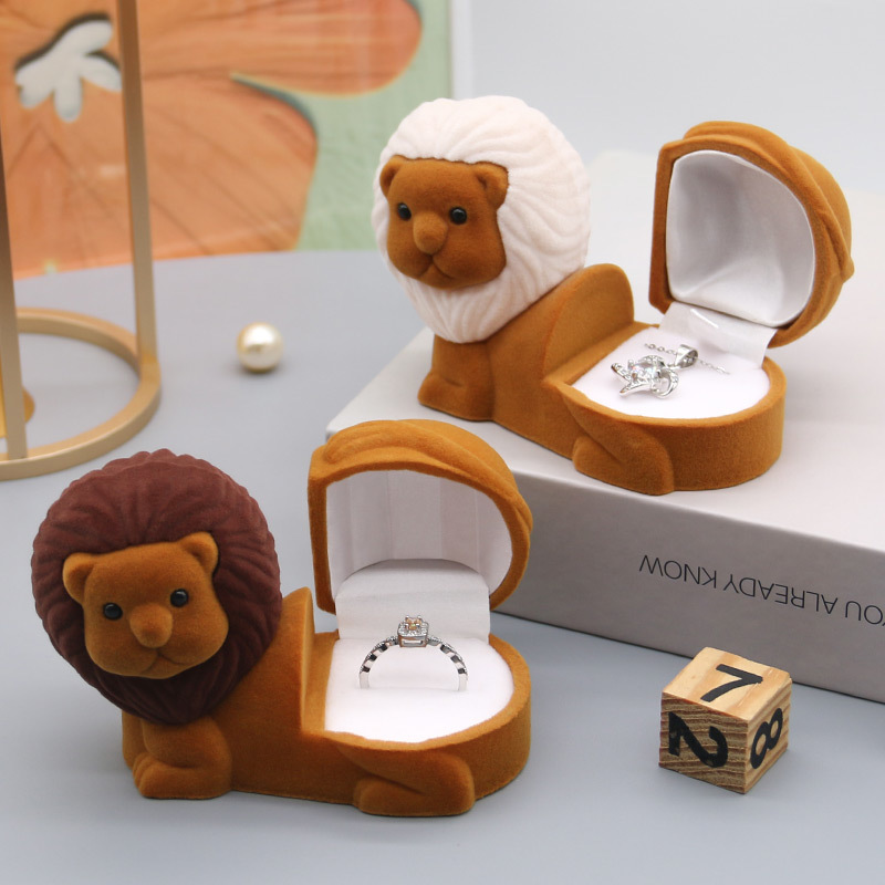 Custom Colored Soft Velvet Jewelry Box With Cute Animal Design