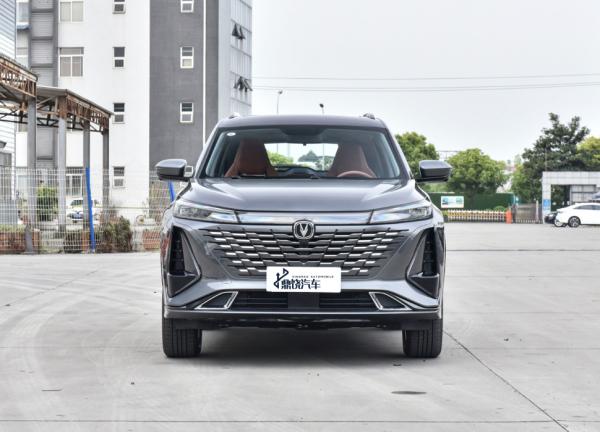 2024 ODM Alta Qualidade Chang An EV Changan CS 75 Plus Gás Petróleo Combustível Carro Novo