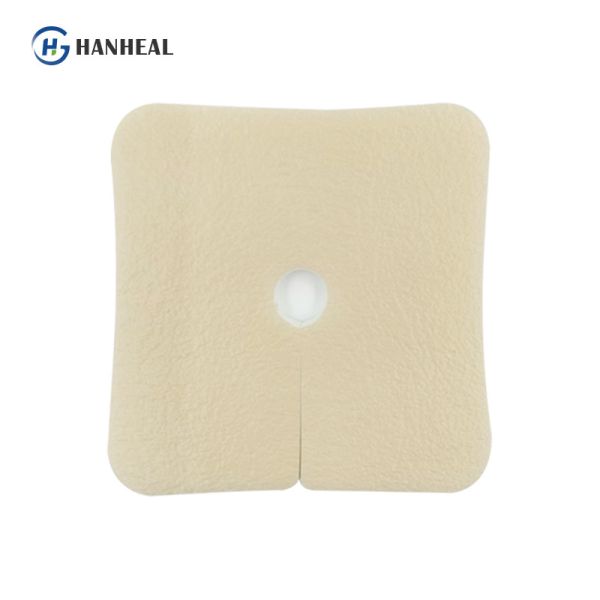 High Absorbency PU Laminated Silicone Foam Dressing With Hole Non Adhesive 7x10cm 9x10cm