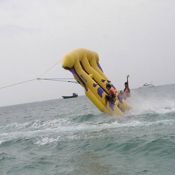 Customed 6 Seaters Inflatable Banana Boat Fly Fish For Blow Up Pool Toys