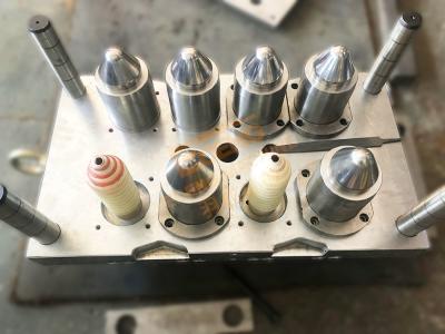 500ml PET Preform Mould 8 Cavity PET Blow Molding CE SGS ISO