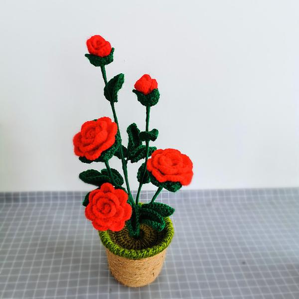 New Creative Luxury Handmade Crochet Knitting Plants Flowers Handicraft Home Decorations Crochet Flower