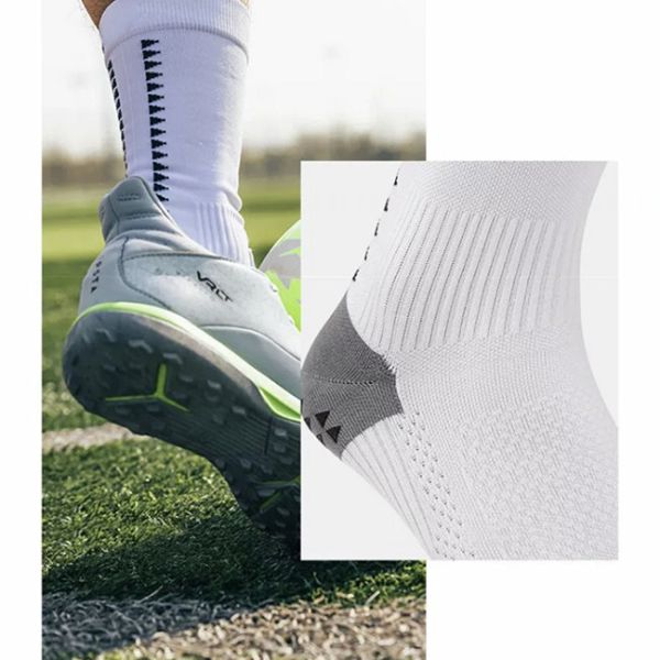 Men Athletic Football Socks Non Slip Crew Outdoor Sports Socks Custom Logo