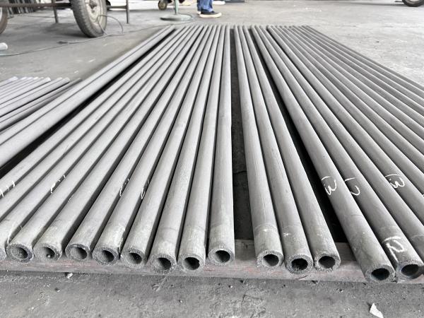 Baguettes chauffantes en carbure de silicium à diamètre égal série ED - Éléments à faible résistance et à haut rendement pour fours industriels