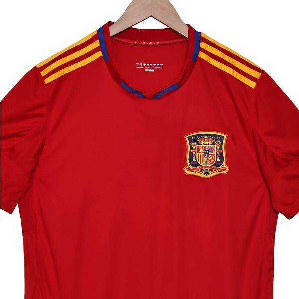 Espagne Retro Jersey 2010 Coupe du monde Maison de football Jersey classique Design rouge et jaune