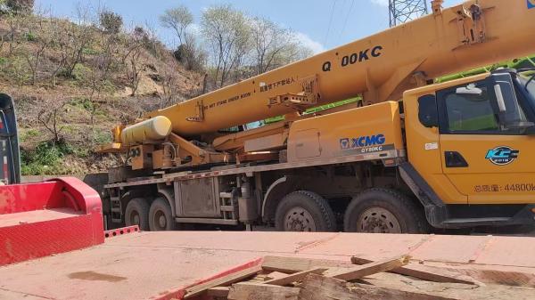 Utilisé XCMG 70 tonnes grue mobile QY70KC équipement hydraulique de levage de grue 2019