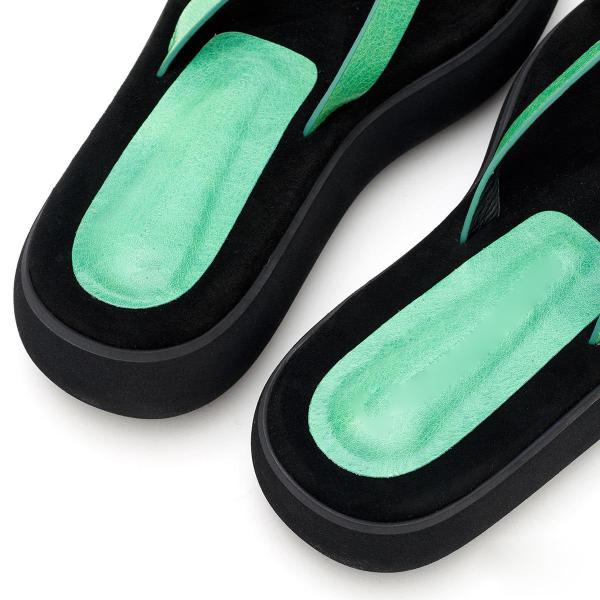 Customized BSCI Womens Thick Sole Slippers EVA Shoes With Rubber Bottoms