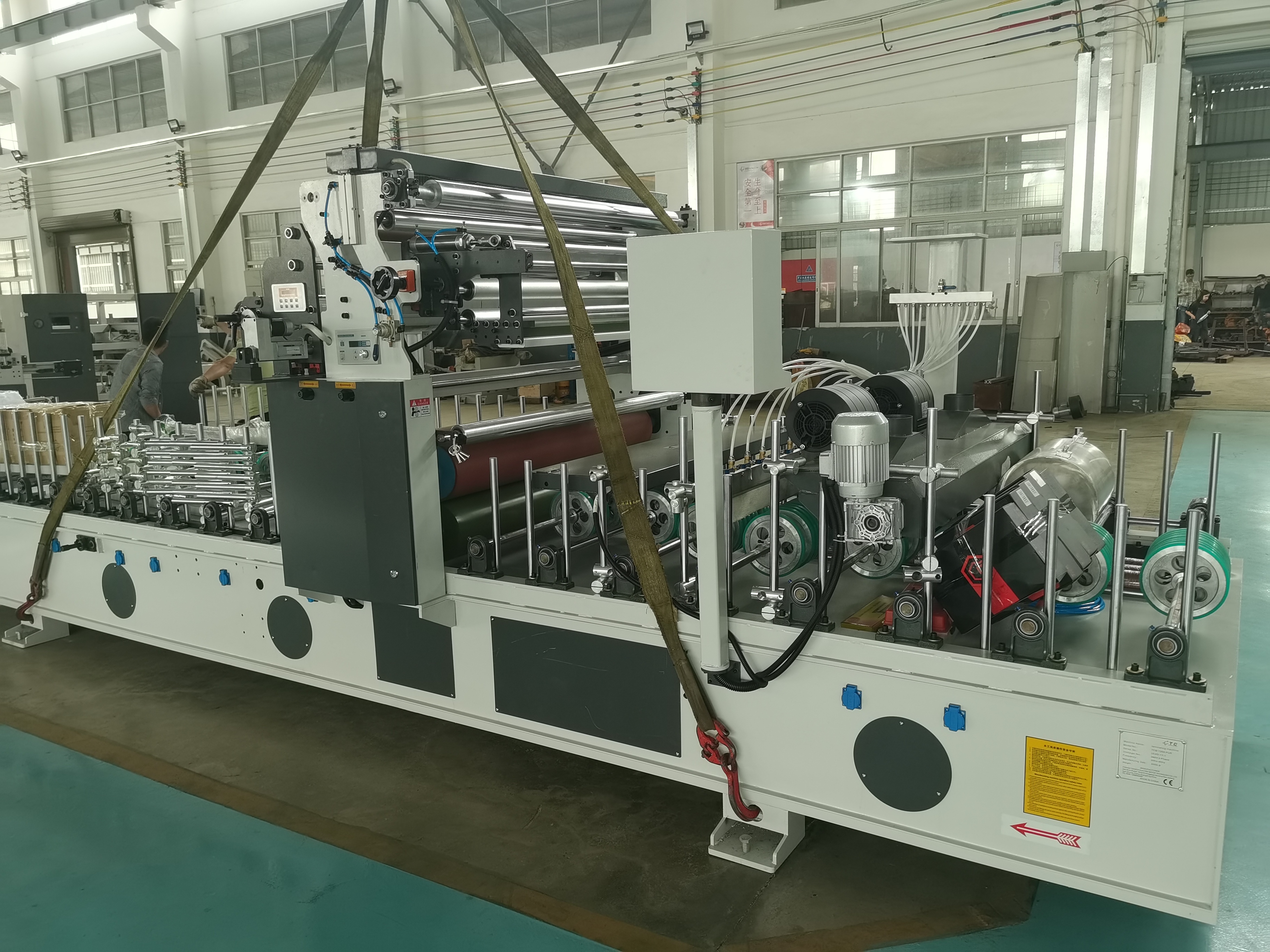 TC Factory Direct Sales 700/900/1100/1300mm Different Widths WPC PVC  Profile Wrapping Laminating Machine