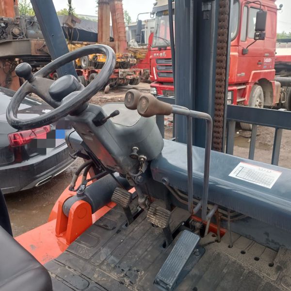 Used 2 Ton Forklift Height 3m Forklift Hydraulic Fork Lift Truck