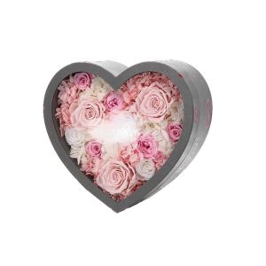 Conception personnalisée Emballage en carton en forme de cœur Boîte à fleurs cadeau avec impression de luxe