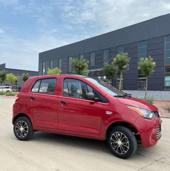 Hybrid FH-S6 Mini Electric Car New Energy Vehicles 100km/H