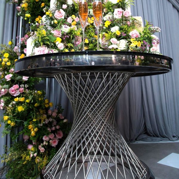 Commercial Furniture Wedding Cake Table with Stainless Steel Frame and Nest Base Wedding Decoration Event Decor