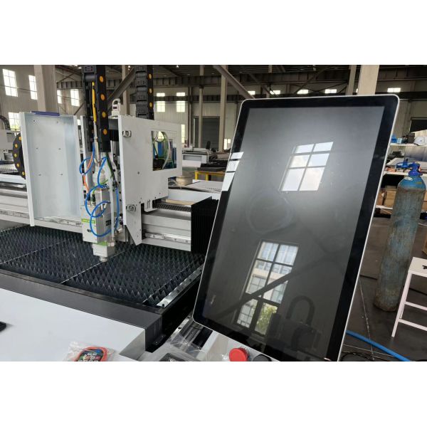 Сервоуправляемая лазерная режущая машина с ЧПУ для ручной работы