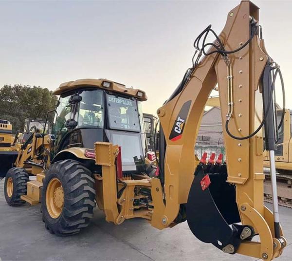 Obtenha suas mãos em um 75 KW Caterpillar Retroexcavadora CAT 420F para obras de construção